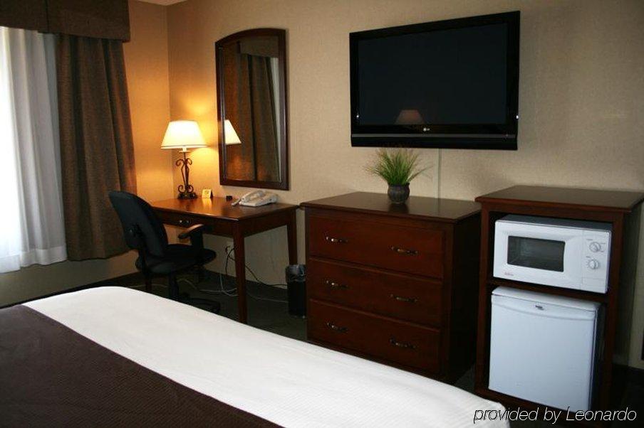 Heartland Inn Hotel And Suites Park Rapids Room photo